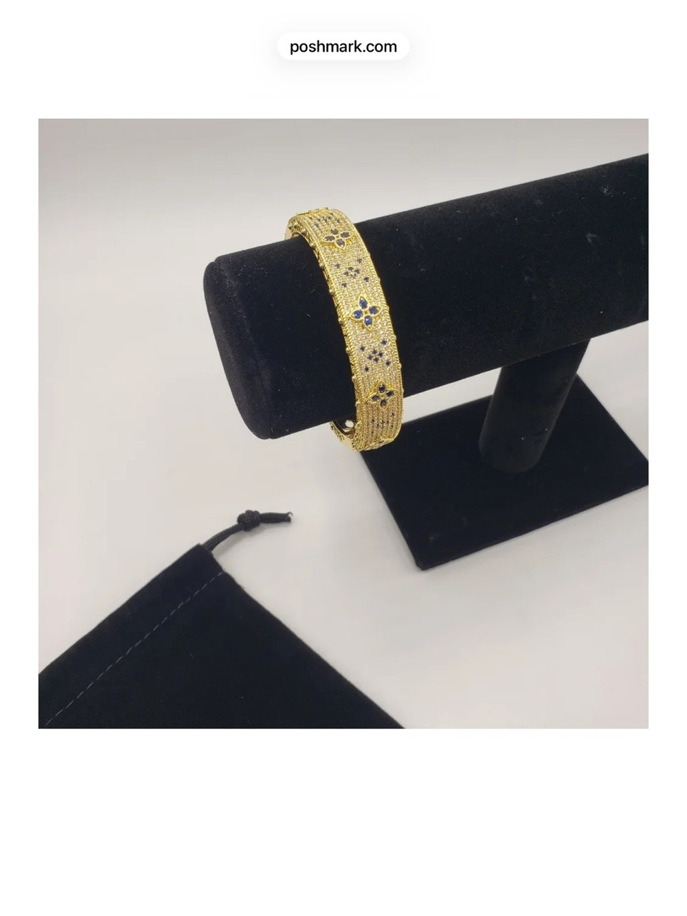 Eye Candy Los Angeles Gold Bangle Bracelet